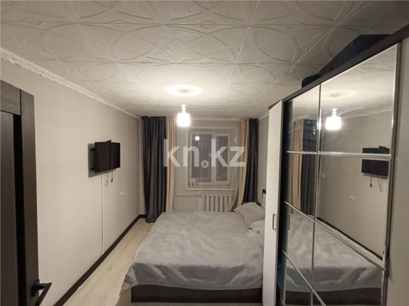 Продажа 3-комнатной квартиры, 60 м² - Продажа квартир в блочном доме в Караганде - страница 2 фото 3 из 9