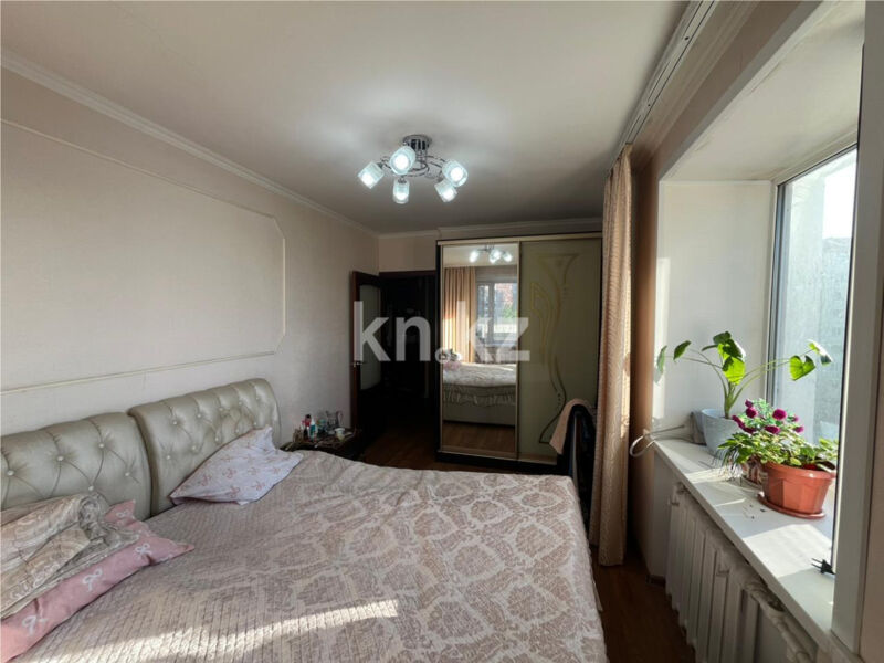 Продажа 4-комнатной квартиры, 72 м² - Продажа четырехкомнатных квартир в кирпичном доме в Караганде - страница 6 фото 6 из 15