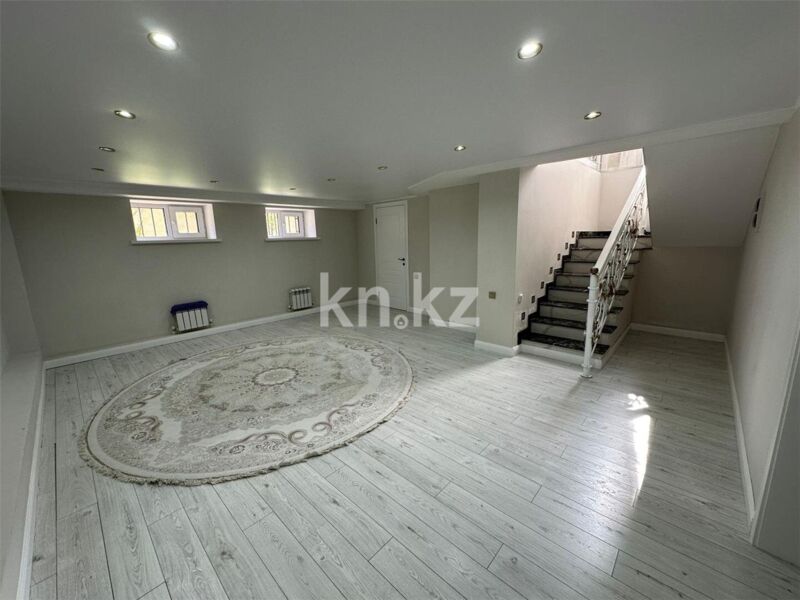 Продажа 8-комнатного дома, 400 м² - Продажа земельных участков в Темиртау фото 30 из 44