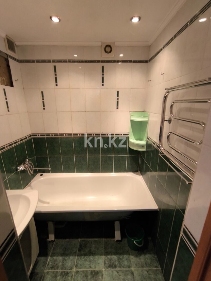 Продажа 3-комнатной квартиры, 63.7 м² - Продажа трехкомнатных квартир на Юго-Востоке Караганды - страница 8 фото 14 из 16