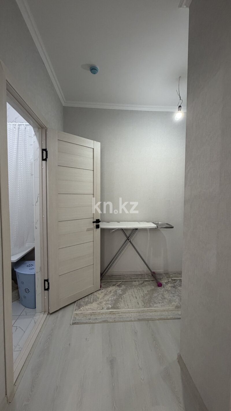 Продажа 1-комнатной квартиры, 42 м² - Недвижимость в Шымкенте - страница 3 фото 10 из 12