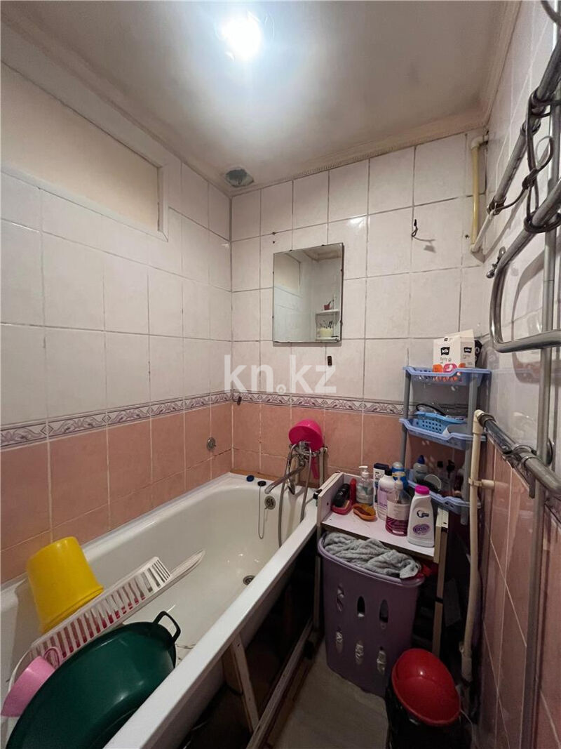 Продажа 4-комнатной квартиры, 61 м² - Продажа четырехкомнатных квартир в панельном доме в Караганде - страница 7 фото 7 из 12