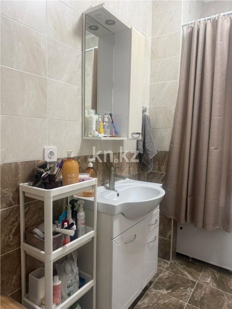Продажа 2-комнатной квартиры, 56 м² - Продажа двухкомнатных квартир на Юго-Востоке Караганды - страница 13 фото 11 из 17