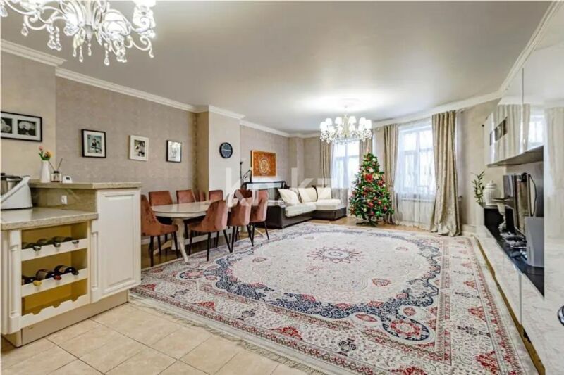 Продажа 4-комнатной квартиры, 194 м² - Продажа квартир в Казахстане - страница 21 фото 1 из 4