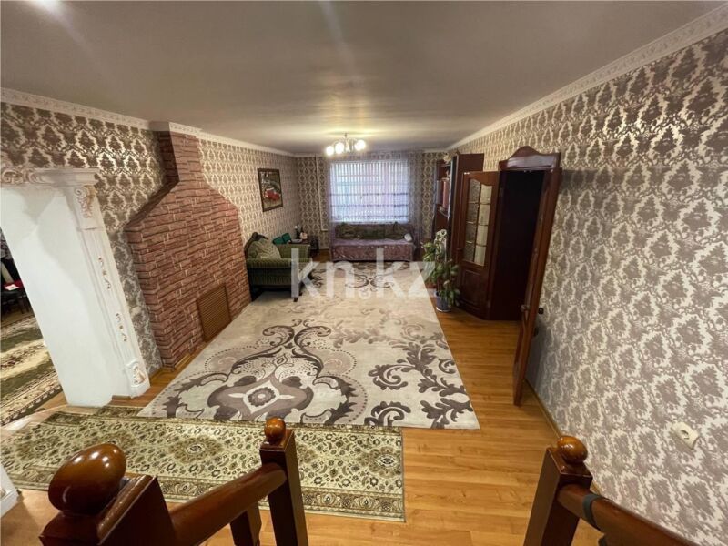 Продажа 5-комнатного дома, 212 м² - Продажа домов, коттеджей в Караганде - страница 2 фото 11 из 28