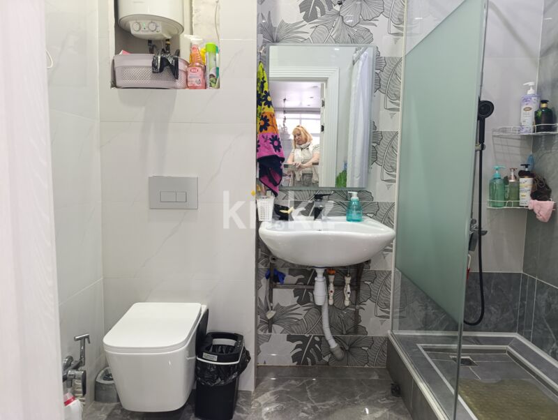 Продажа 3-комнатной квартиры, 75.2 м² - Продажа квартир в кирпичном доме в Караганде - страница 65 фото 18 из 23