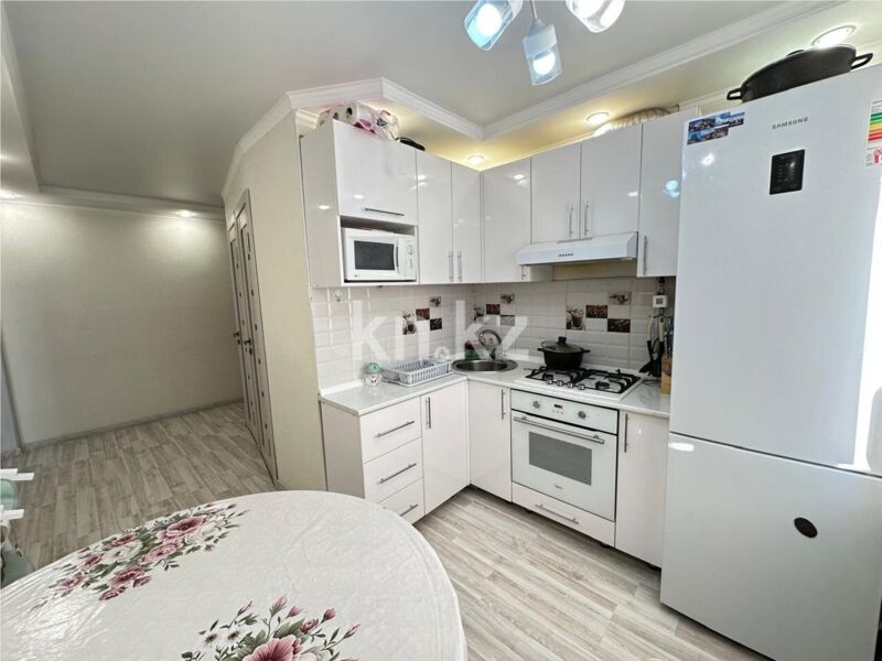 Продажа 3-комнатной квартиры, 69 м² - Продажа домов, коттеджей в Актобе фото 1 из 18