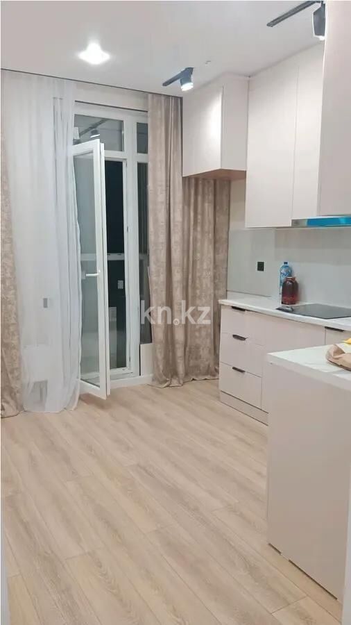 Продажа 1-комнатной квартиры, 38 м² - Продажа однокомнатных квартир в р-не Есиль Астаны - страница 8 фото 1 из 2