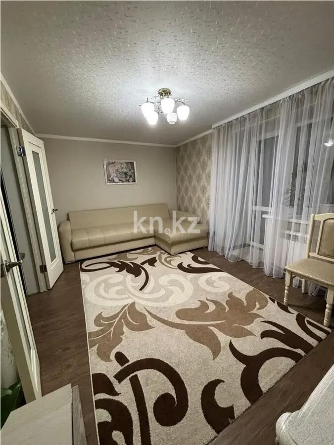 Продажа 3-комнатной квартиры, 65 м² - Продажа трехкомнатных квартир в кирпичном доме в Караганде - страница 22 фото 1 из 7