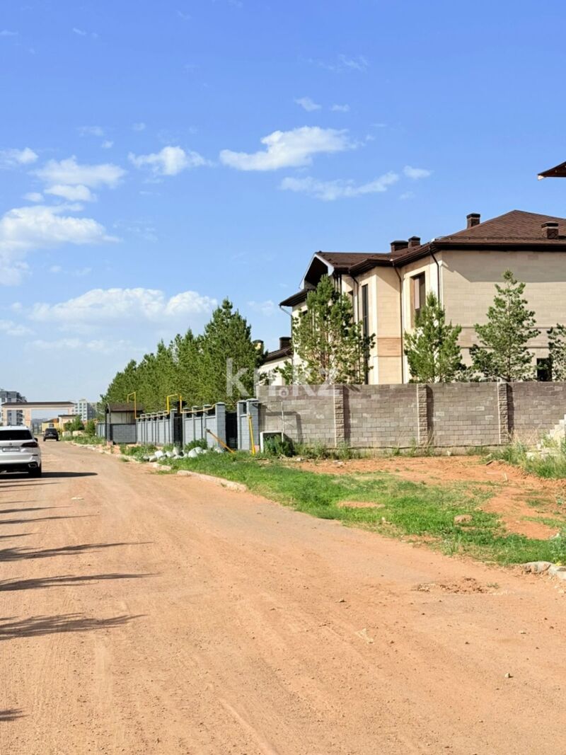 Продажа 5-комнатного дома, 324 м² - Продажа пятикомнатных и более домов, коттеджей в Астане фото 1 из 13
