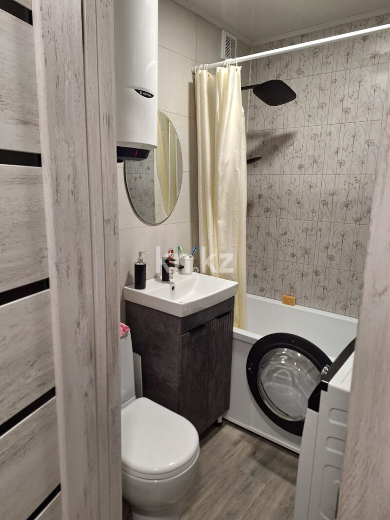 Продажа 2-комнатной квартиры, 43 м² - Продажа двухкомнатных квартир в Городе Караганды фото 14 из 17
