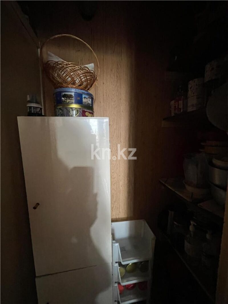 Продажа 3-комнатной квартиры, 69 м² - Продажа трехкомнатных квартир на Юго-Востоке Караганды - страница 9 фото 13 из 17