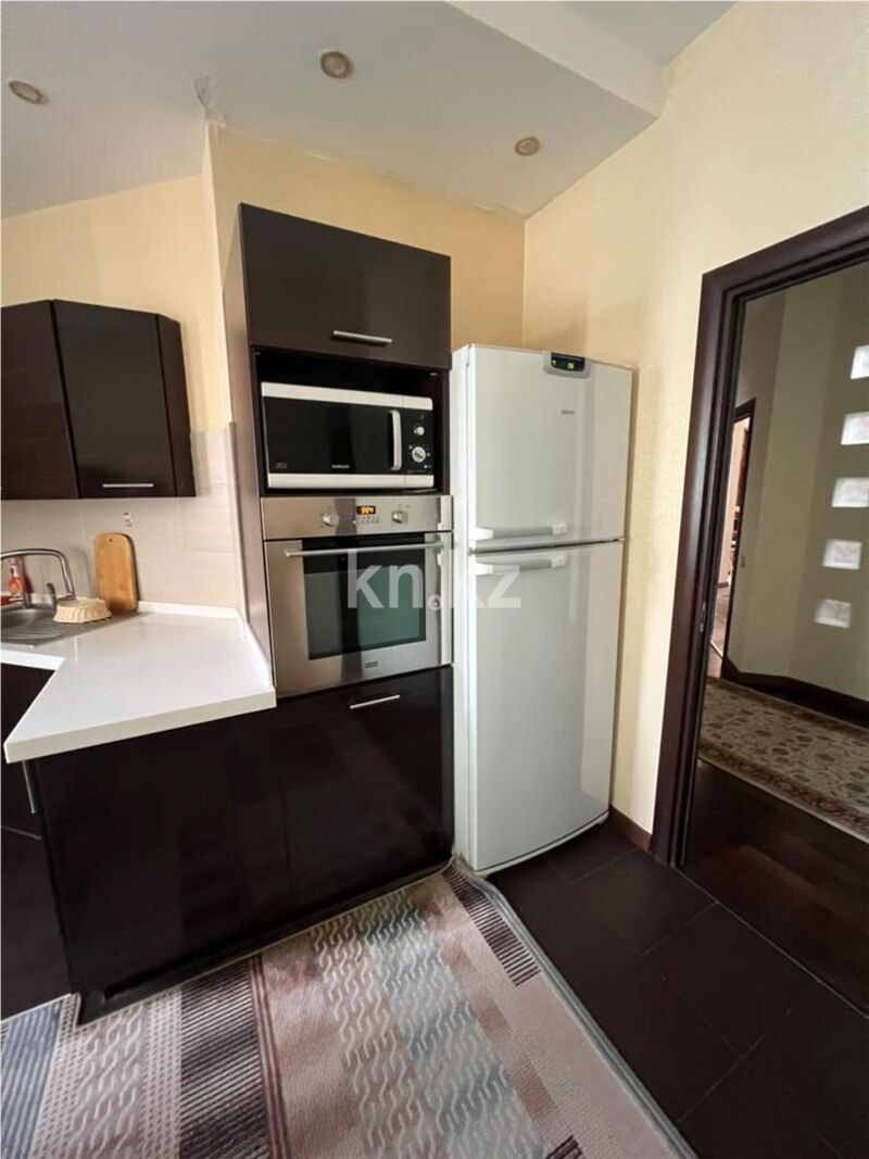 Продажа 3-комнатной квартиры, 137.8 м² - Продажа трехкомнатных квартир в блочном доме в Казахстане - страница 21 фото 9 из 19