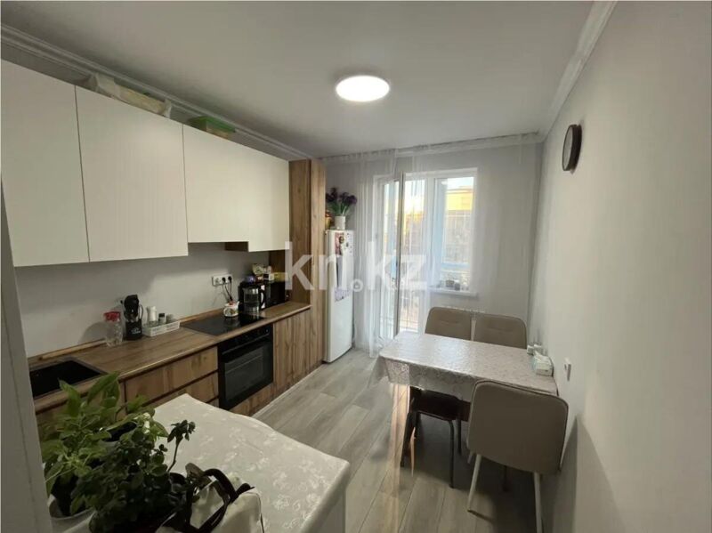 Продажа 3-комнатной квартиры, 70 м² - Продажа трехкомнатных квартир в Казахстане - страница 10 фото 4 из 7