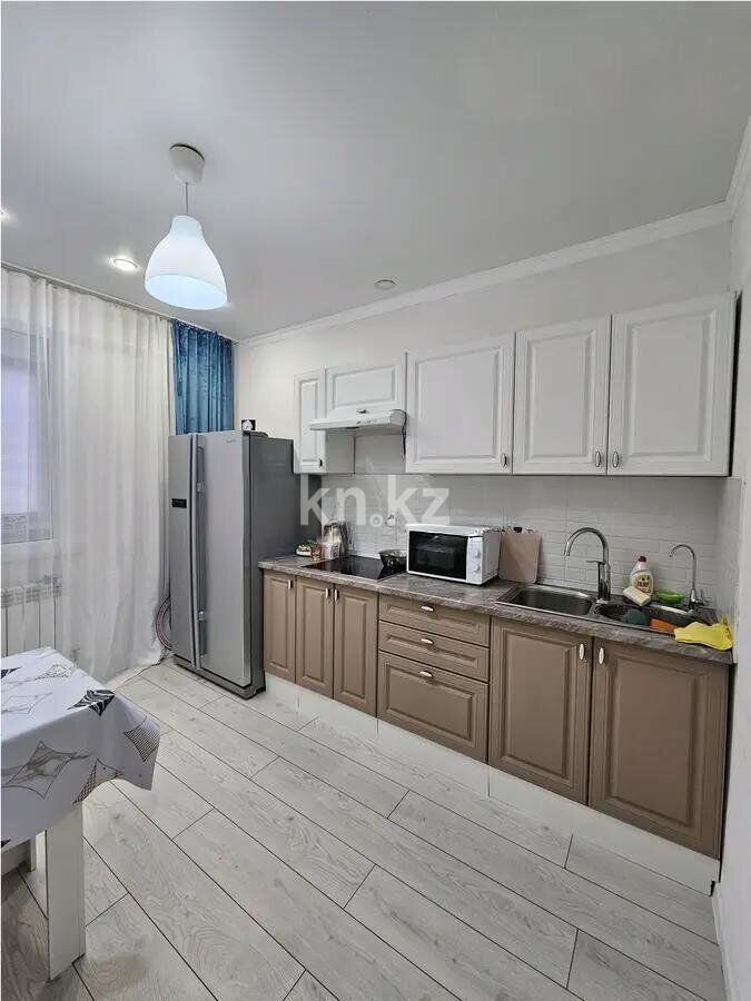 Продажа 1-комнатной квартиры, 37 м² - Продажа квартир в кирпичном доме в Казахстане - страница 34 фото 2 из 3