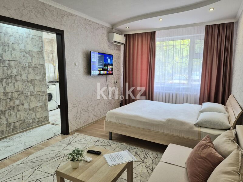 Аренда 1-комнатной квартиры посуточно, 33 м² - Аренда однокомнатных квартир посуточно в Казахстане - страница 5 фото 1 из 9