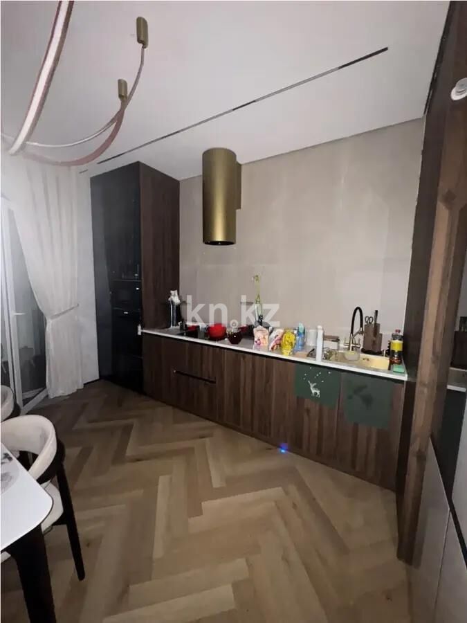Продажа 3-комнатной квартиры, 123 м² - Продажа трехкомнатных квартир в кирпичном доме в Казахстане фото 2 из 3