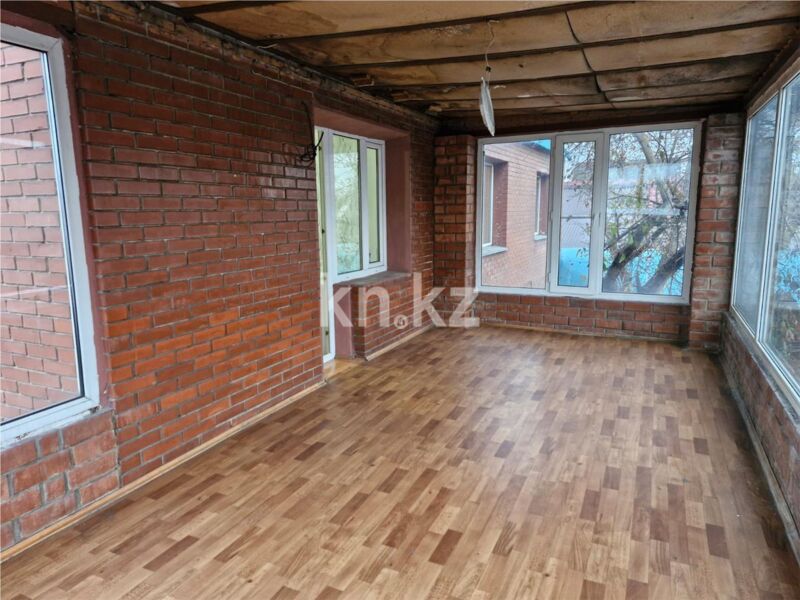 Продажа 10-комнатного дома, 231 м² - Продажа домов, коттеджей в Караганде - страница 4 фото 9 из 33