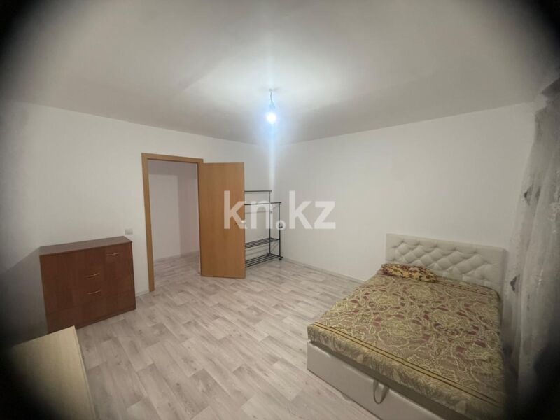 Продажа 2-комнатной квартиры, 70 м² - Продажа двухкомнатных квартир на Юго-Востоке Караганды - страница 18 фото 3 из 13