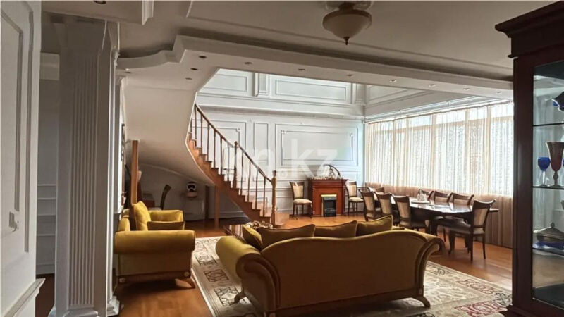 Продажа 6-комнатной квартиры, 350 м² - Продажа пятикомнатных и более квартир в кирпичном доме в Астане фото 1 из 6