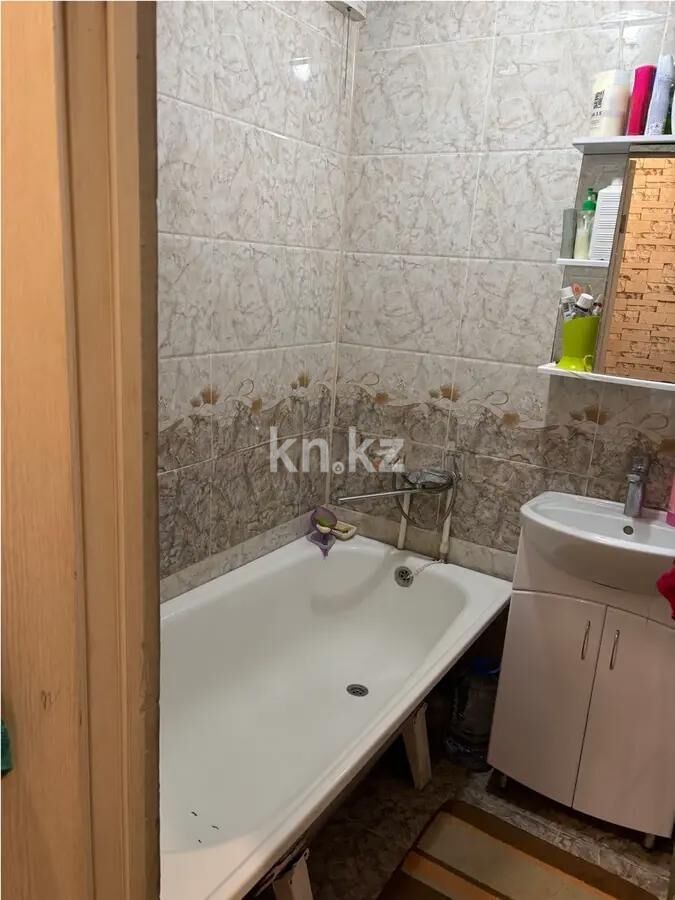 Продажа 3-комнатной квартиры, 62 м² - Продажа трехкомнатных квартир от собственников в Абае - страница 2 фото 5 из 7