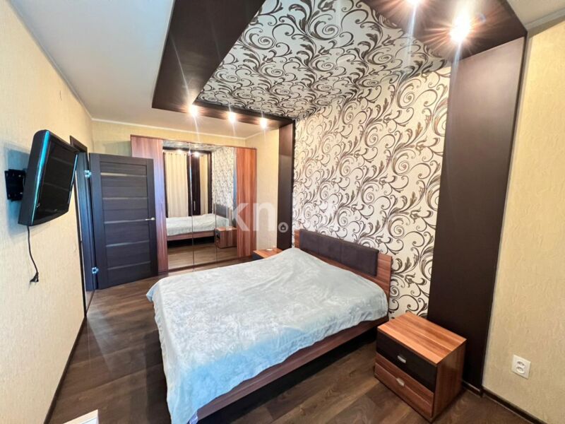 Продажа 3-комнатной квартиры, 90 м² - Продажа квартир в монолитном доме в Караганде фото 1 из 10