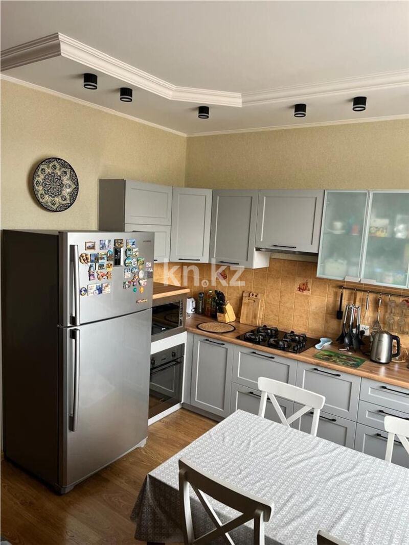 Продажа 3-комнатной квартиры, 98 м² - Продажа квартир в Михайловке Караганды - страница 6 фото 9 из 16