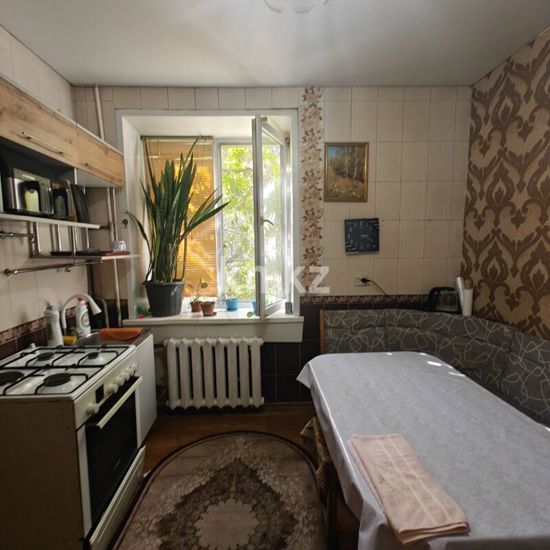 Продажа 3-комнатной квартиры, 61.2 м² - Продажа трехкомнатных квартир в кирпичном доме в Казахстане - страница 3 фото 8 из 14
