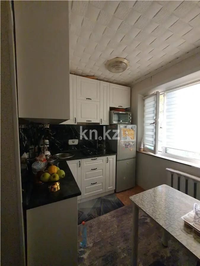 Продажа 3-комнатной квартиры, 48 м² - Продажа квартир от собственников в Караганде фото 3 из 5
