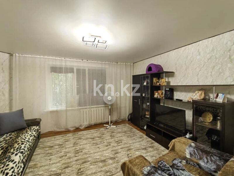 Продажа 1-комнатной квартиры, 41 м² - Продажа однокомнатных квартир в панельном доме в Караганде - страница 3 фото 1 из 27