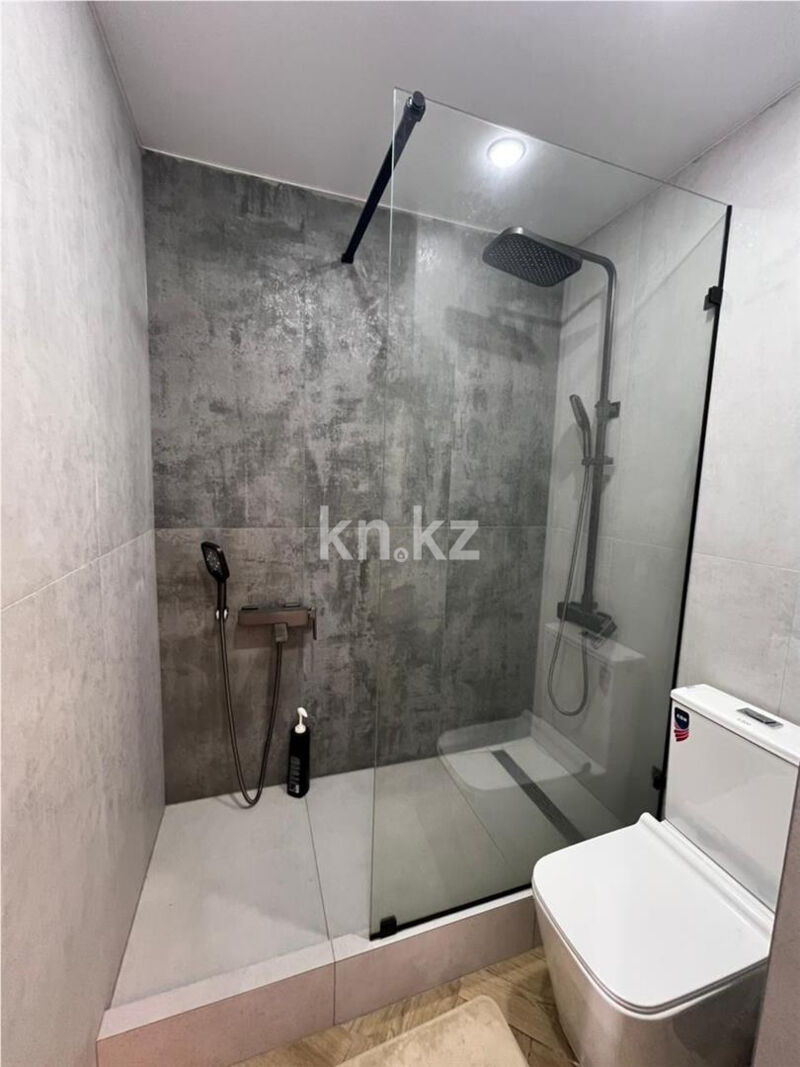 Продажа 4-комнатной квартиры, 76 м² - Продажа четырехкомнатных квартир в панельном доме в Караганде - страница 6 фото 10 из 18