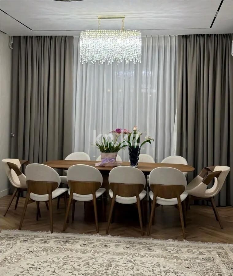Продажа 4-комнатной квартиры, 131.38 м² - Продажа четырехкомнатных квартир в Алматы - страница 18 фото 1 из 3