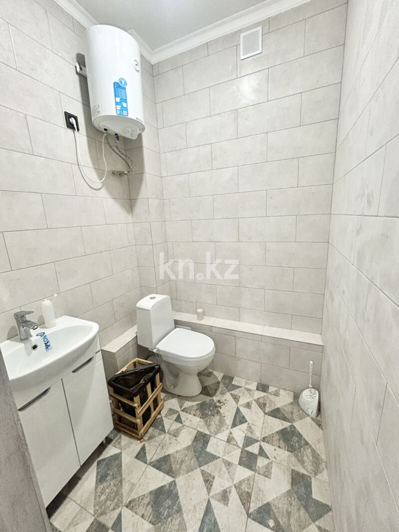 Продажа помещения, 44 м² - Продажа офисных и торговых помещений в Караганде фото 5 из 14