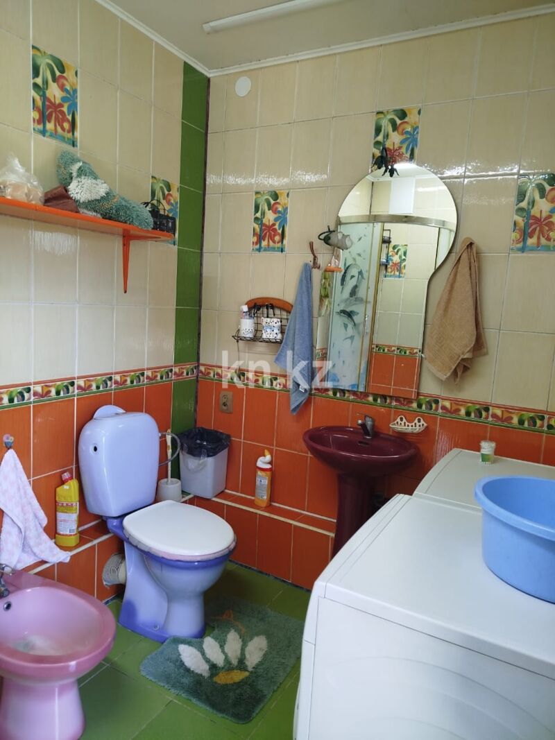 Продажа 5-комнатного дома, 220 м² - Продажа домов, коттеджей в Медеуском р-не Алматы фото 18 из 21