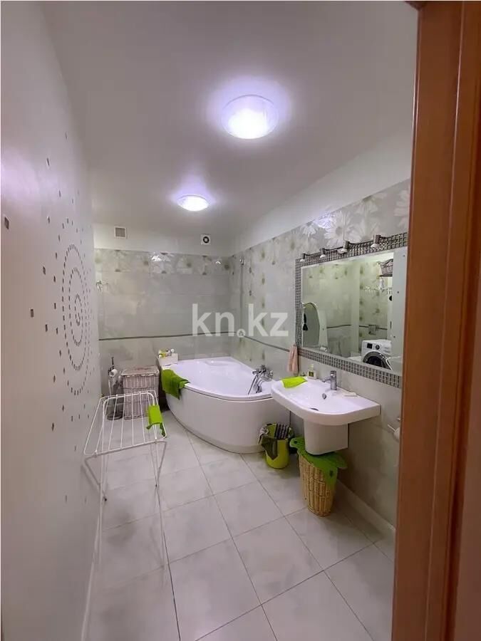 Продажа 4-комнатной квартиры, 104 м² - Недвижимость в Темиртау фото 8 из 11