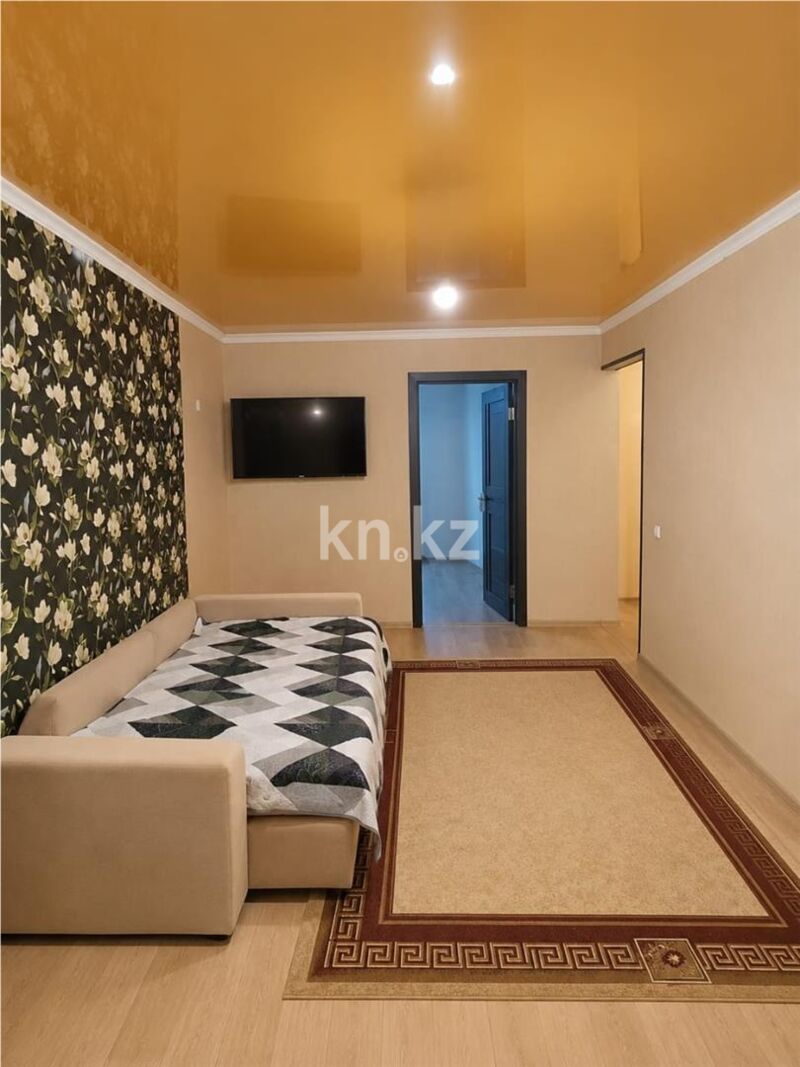 Продажа 2-комнатной квартиры, 44 м² - Продажа двухкомнатных квартир в Майкудуке Караганды - страница 12 фото 1 из 19