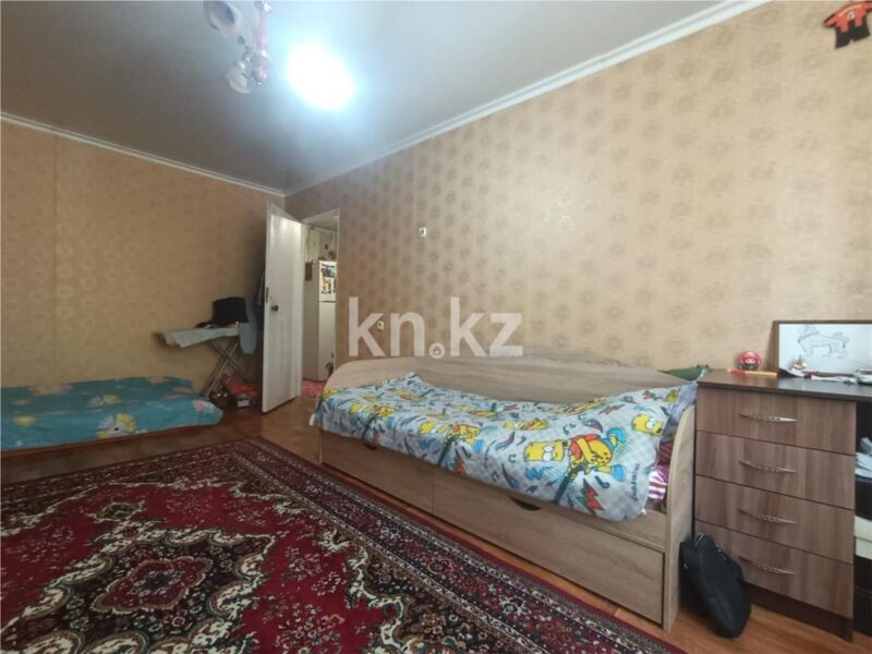Продажа 4-комнатной квартиры, 76 м² - Продажа четырехкомнатных квартир в панельном доме в Караганде - страница 5 фото 8 из 16