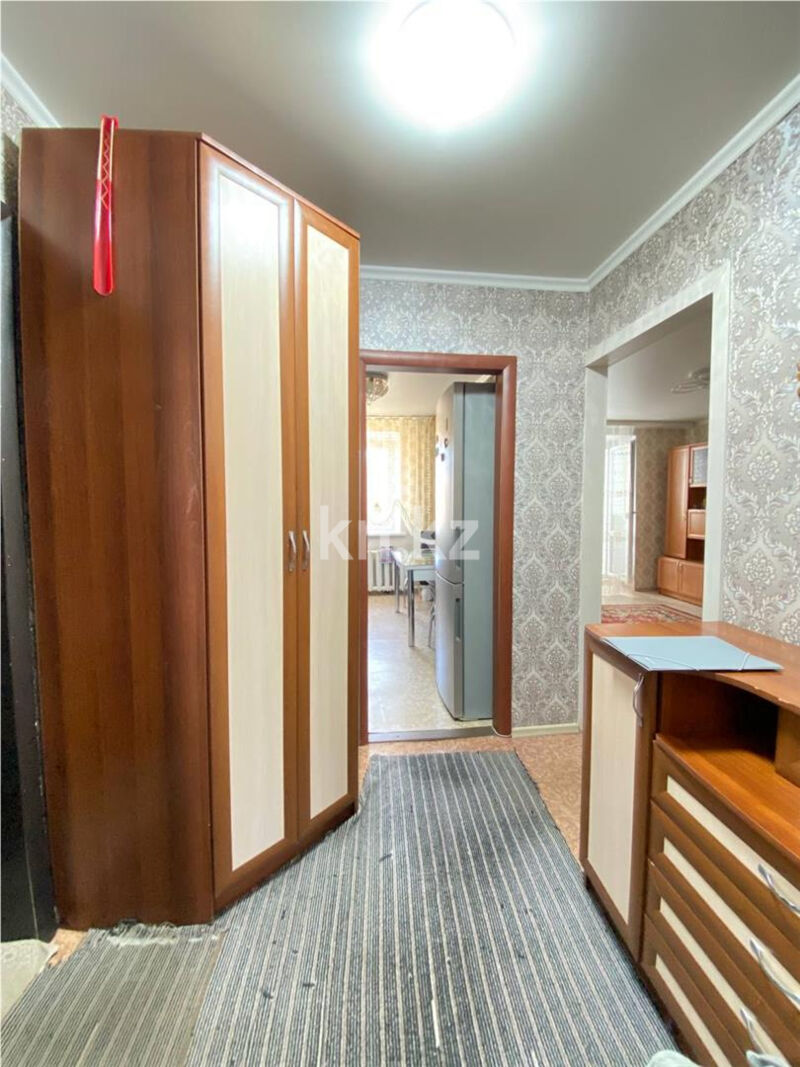 Продажа 4-комнатной квартиры, 83 м² - Продажа четырехкомнатных квартир в кирпичном доме в Караганде - страница 8 фото 9 из 13