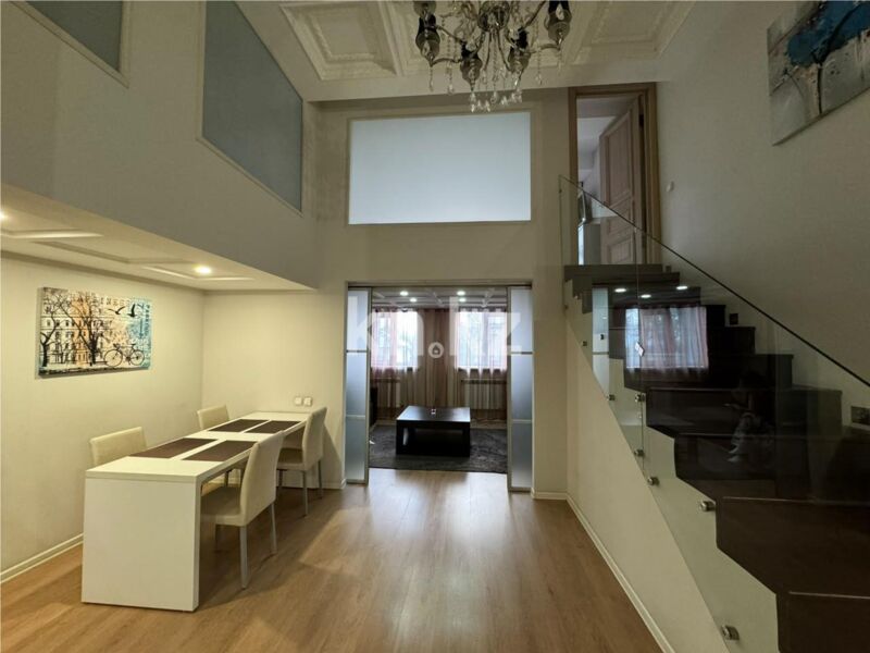 Продажа 3-комнатной квартиры, 91 м² - Продажа трехкомнатных квартир в кирпичном доме в Караганде - страница 21 фото 1 из 7