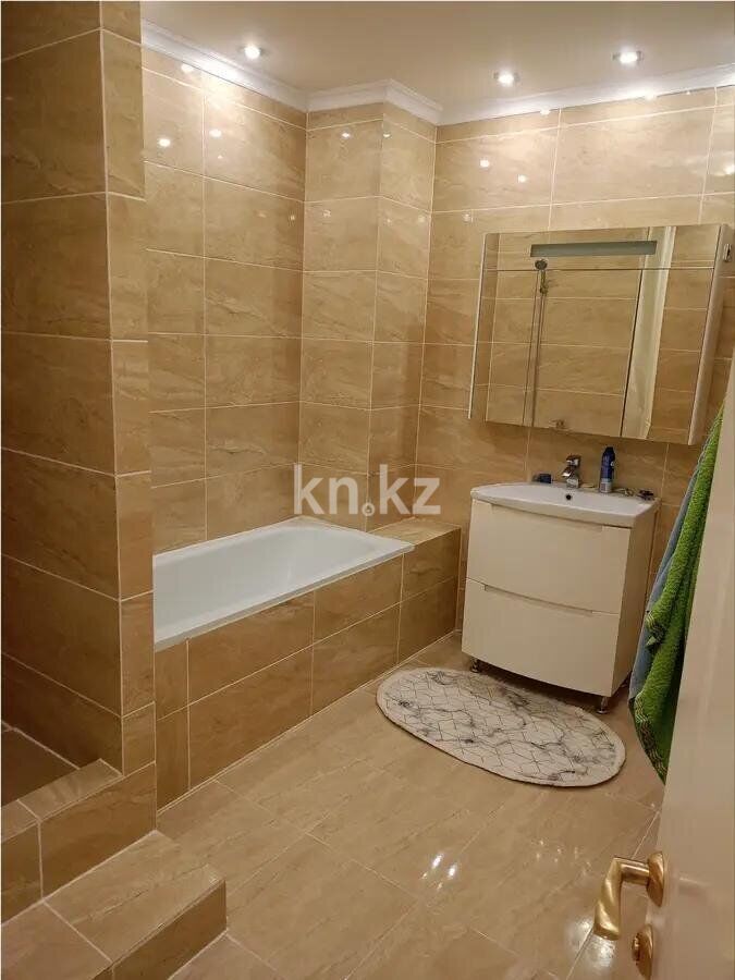 Продажа 3-комнатной квартиры, 140 м² - Продажа трехкомнатных квартир от собственников в Караганде фото 5 из 6