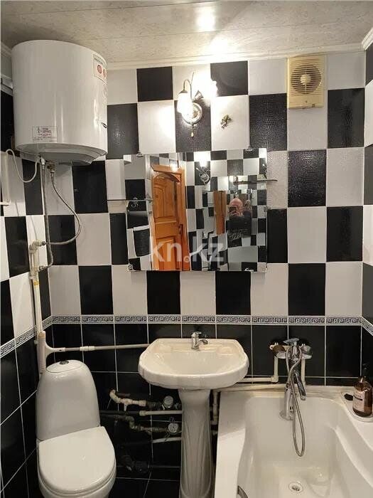 Продажа 2-комнатной квартиры, 42 м² - Продажа квартир в кирпичном доме в Караганде фото 5 из 5