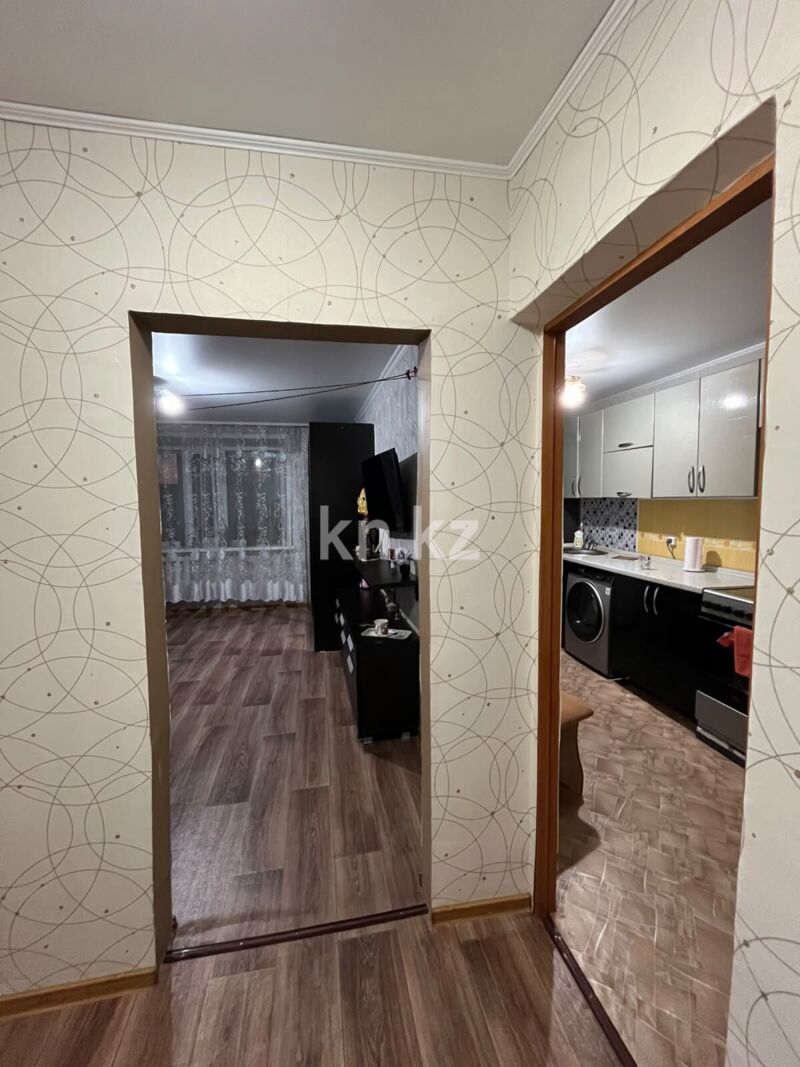 Продажа 1-комнатной квартиры, 38 м² - Продажа квартир на Юго-Востоке Караганды - страница 2 фото 11 из 13