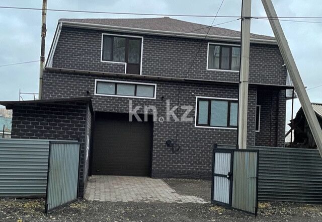 Продажа 4-комнатного дома, 180 м² - Продажа домов, коттеджей в Караганде фото 1 из 13