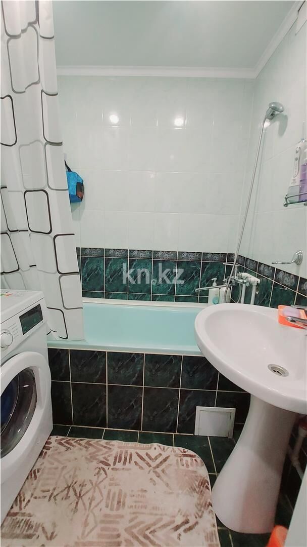 Продажа 3-комнатной квартиры, 61 м² - Продажа трехкомнатных квартир в кирпичном доме в Караганде - страница 10 фото 10 из 13