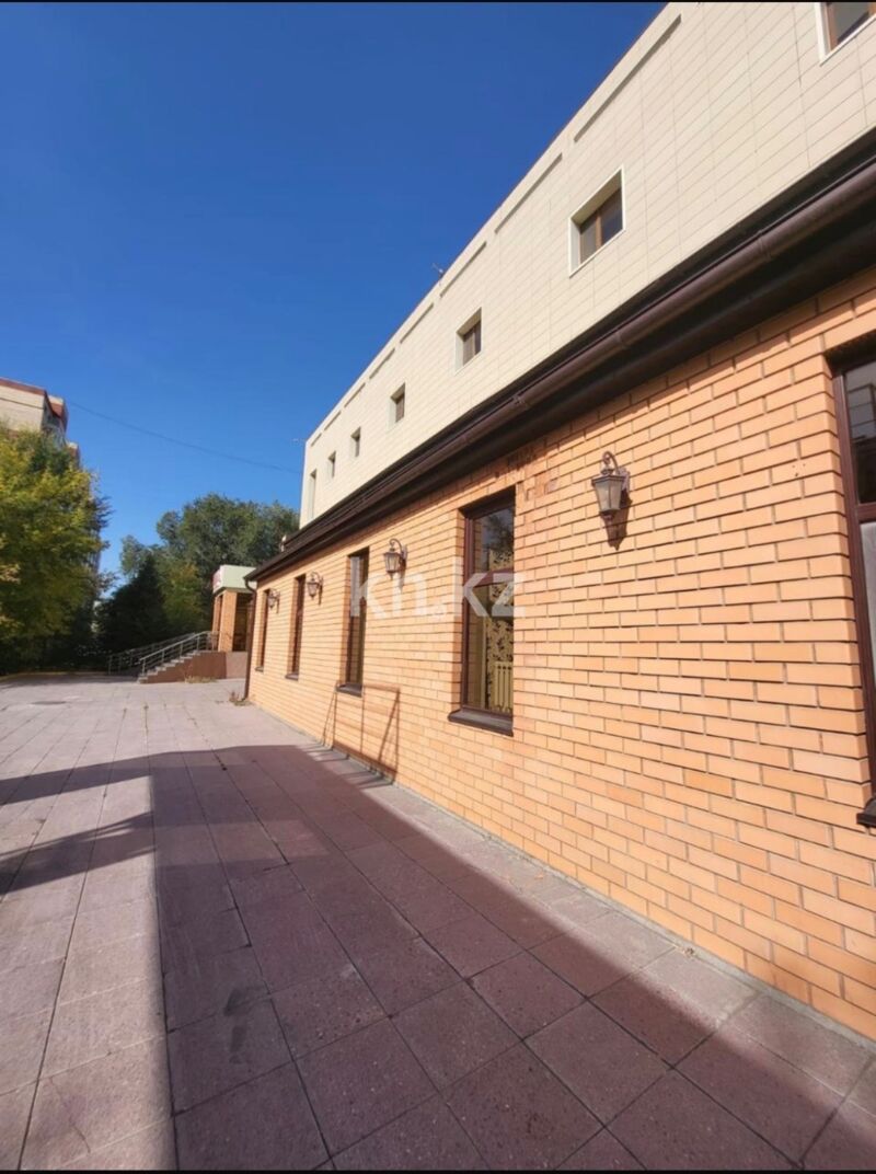 Продажа здания, 2200 м² - Продажа зданий в Казахстане фото 1 из 3