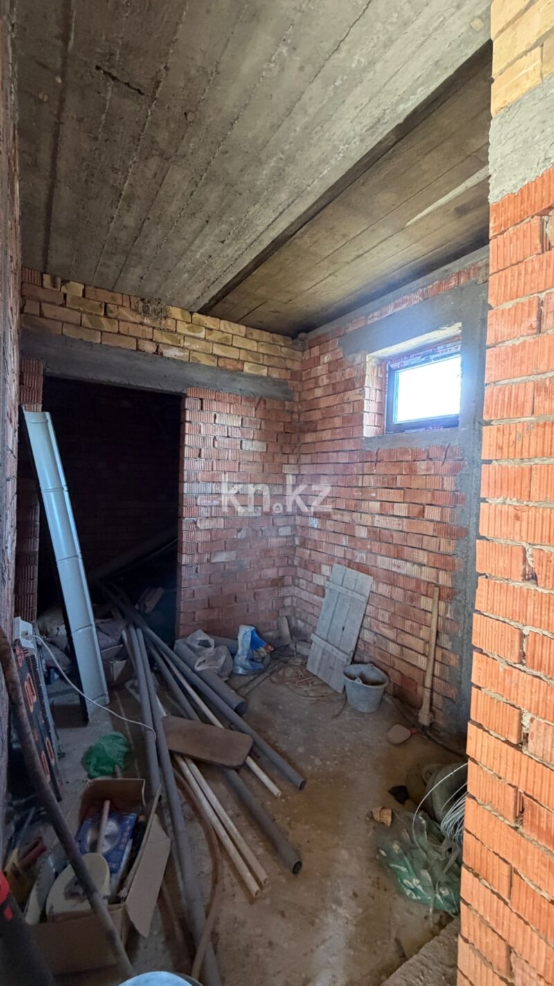 Продажа 4-комнатного дома, 400 м² - Продажа домов, коттеджей в Аль-Фарабийском р-не Шымкента фото 28 из 37