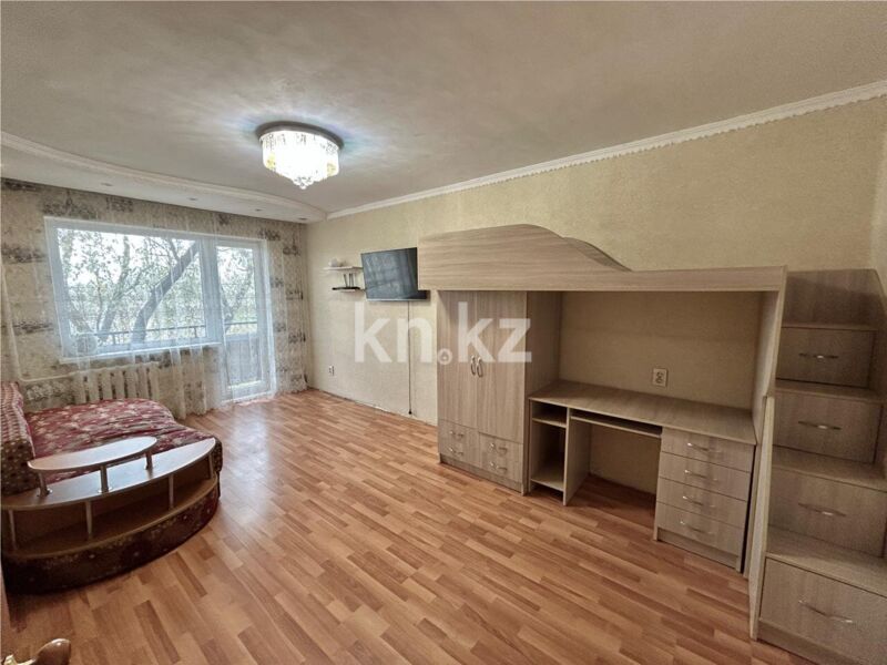 Продажа 1-комнатной квартиры, 31 м² - Продажа однокомнатных квартир в Пришахтинске Караганды фото 2 из 12