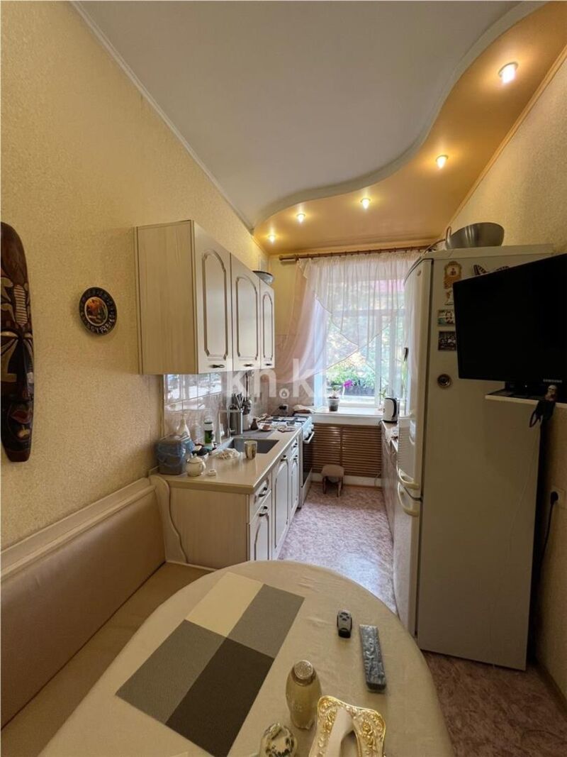 Продажа 3-комнатной квартиры, 65 м² - Продажа трехкомнатных квартир в кирпичном доме в Караганде - страница 17 фото 8 из 15