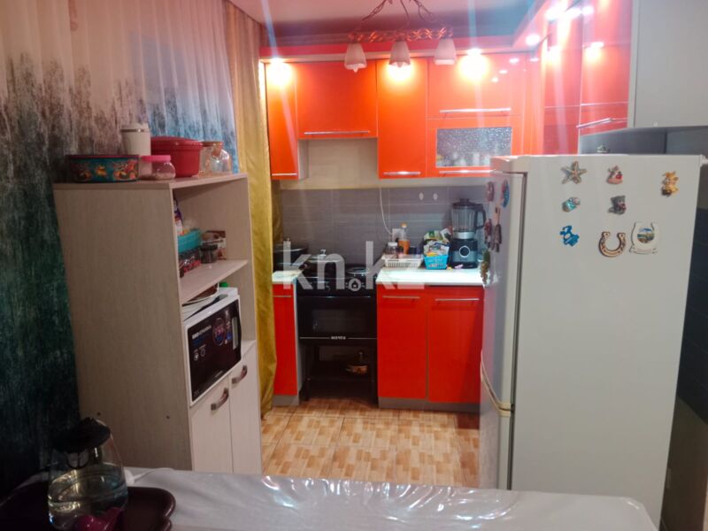 Продажа 3-комнатной квартиры, 56 м² - Продажа трехкомнатных квартир в кирпичном доме в Караганде фото 5 из 15