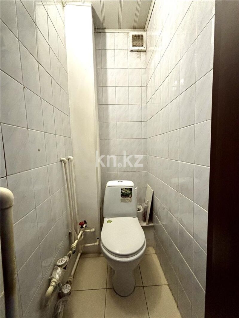 Продажа 3-комнатной квартиры, 76 м² - Продажа квартир на Юго-Востоке Караганды - страница 9 фото 8 из 14